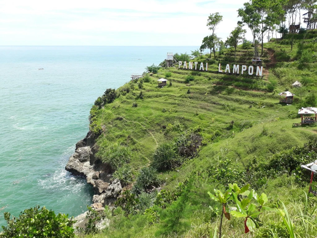 Pantai Lampon by YC2KFF