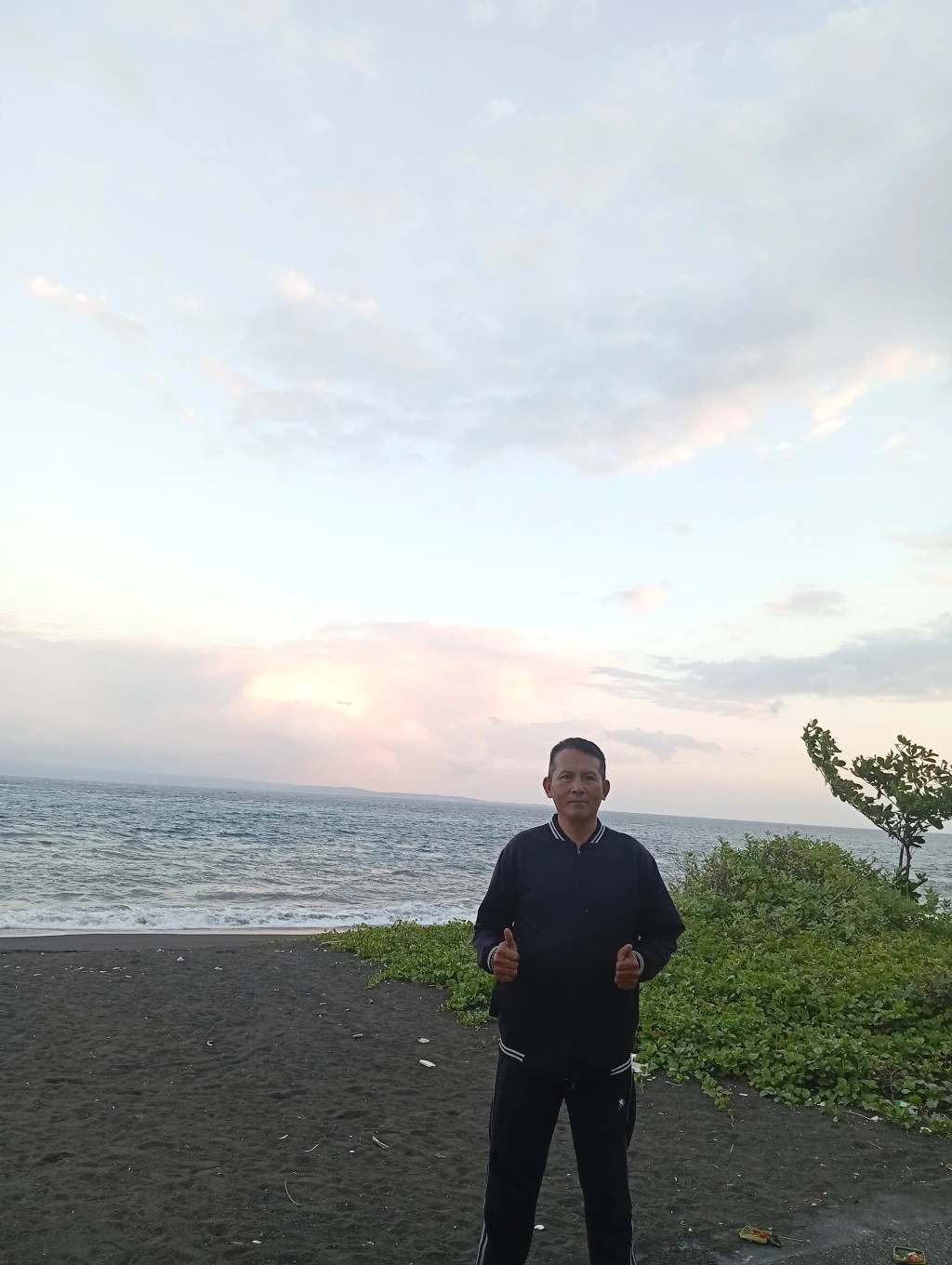 Pantai Pengalon by YF9DFZ