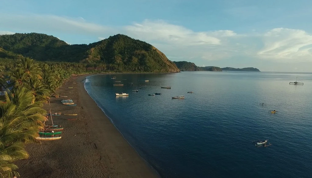 Pesisir Pantai Pulo Dua by YB8PR